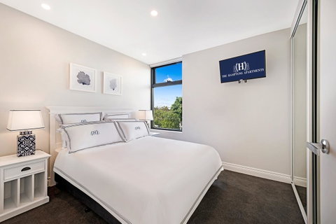 The Hamptons Apartments - St Kilda - Tourism Guide 8