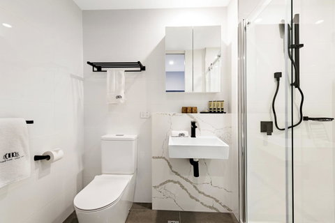 The Hamptons Apartments - St Kilda - Tourism Guide 15
