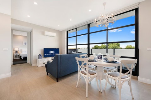 The Hamptons Apartments - St Kilda - Tourism Guide 2