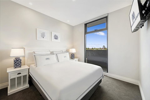 The Hamptons Apartments - St Kilda - Tourism Guide 38