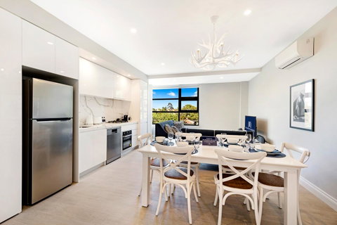 The Hamptons Apartments - St Kilda - Tourism Guide 21