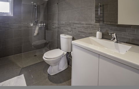 Bayview Loft - Travel Agents 8