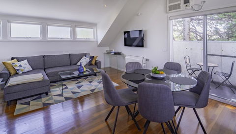 Bayview Loft - Travel Agents 11
