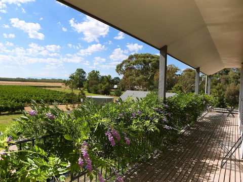 Lancemore Milawa - Tourism Guide 23