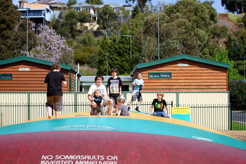 Tasman Holiday Parks - Geelong - Travel Agents 4