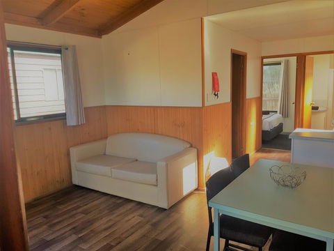 Tasman Holiday Parks - Geelong - Travel Agents 3