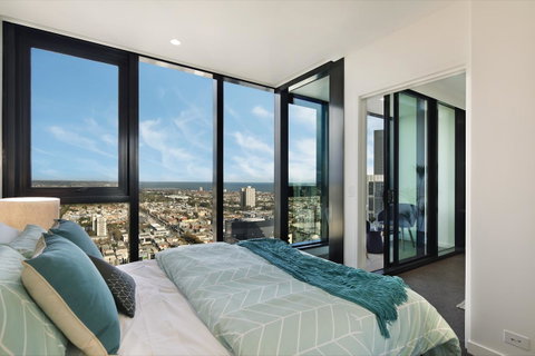 Experience Platinum Hotel Apartments - Tourism Guide 23