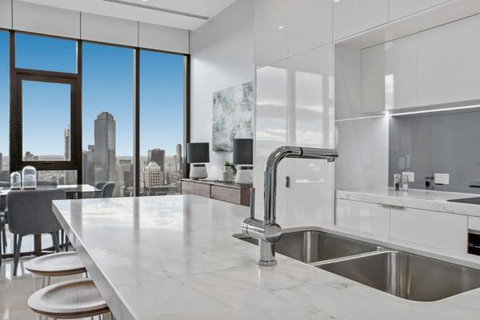 Experience Platinum Hotel Apartments - Tourism Guide 7