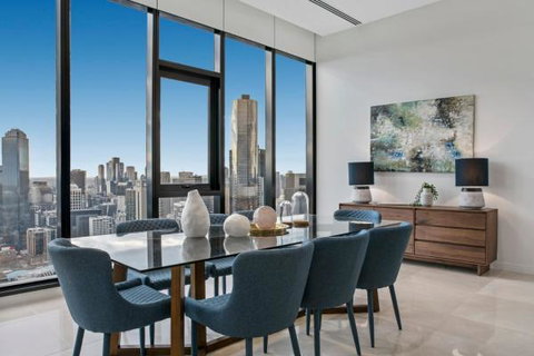 Experience Platinum Hotel Apartments - Tourism Guide 8