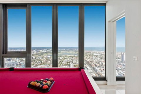 Experience Platinum Hotel Apartments - Tourism Guide 12