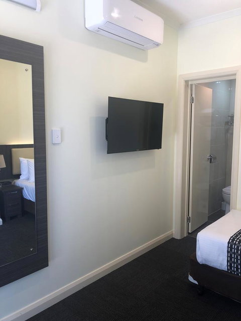 Best Western Melbourne Airport - Tourism Guide 23
