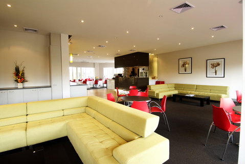 Best Western Melbourne Airport - Tourism Guide 10