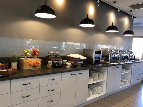 Best Western Melbourne Airport - Tourism Guide 7