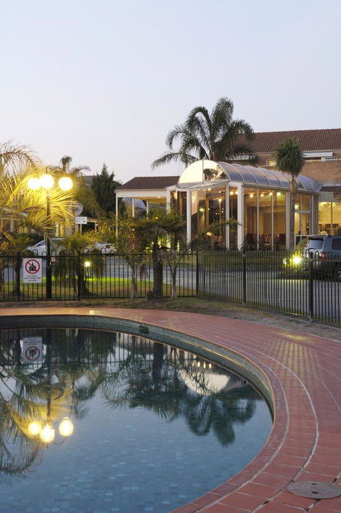 Best Western Melbourne Airport - Tourism Guide 12