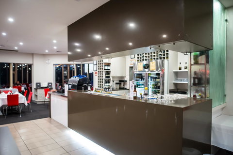 Best Western Melbourne Airport - Tourism Guide 38