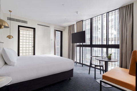 Brady Hotels Jones Lane - Tourism Guide 9