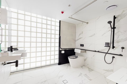 Brady Hotels Jones Lane - Tourism Guide 15