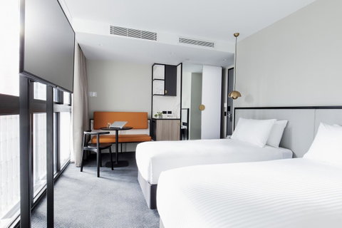 Brady Hotels Jones Lane - Tourism Guide 14