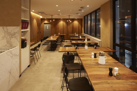 Brady Hotels Jones Lane - Tourism Guide 20