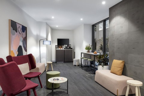 Quest St Kilda Road - Tourism Guide 7