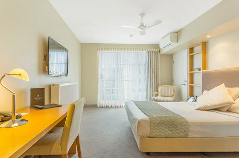 Deep Blue Hotel & Hot Springs - Travel Agents 27