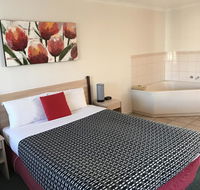 Beachcomber Motel  Apartments - Tourism Guide