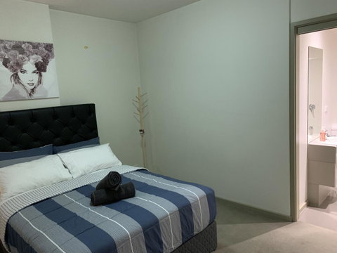 City Lifestyle Accommodation - Tourism Guide 9
