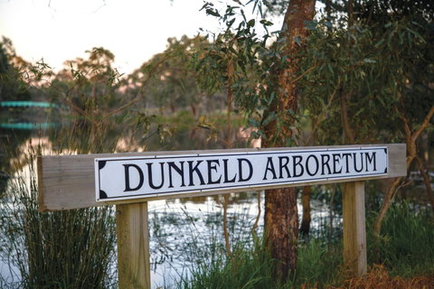 Dunkeld Studio Accommodation - Tourism Guide 13
