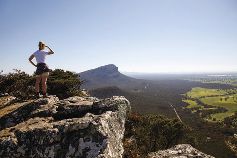 Dunkeld Studio Accommodation - Tourism Guide 11
