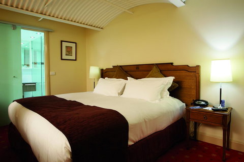 Grand Hotel Melbourne - Tourism Guide 8