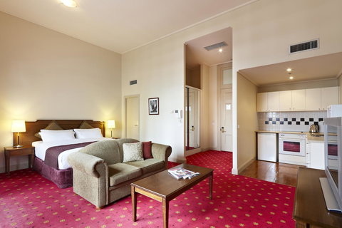 Grand Hotel Melbourne - Tourism Guide 16