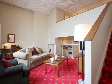 Grand Hotel Melbourne - Tourism Guide 39