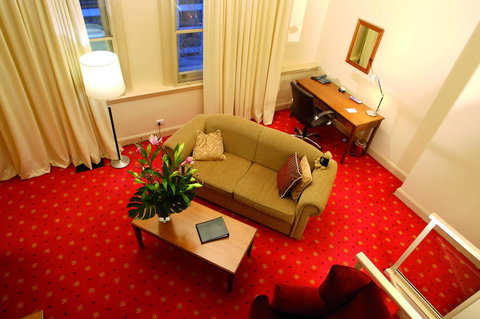 Grand Hotel Melbourne - Tourism Guide 12