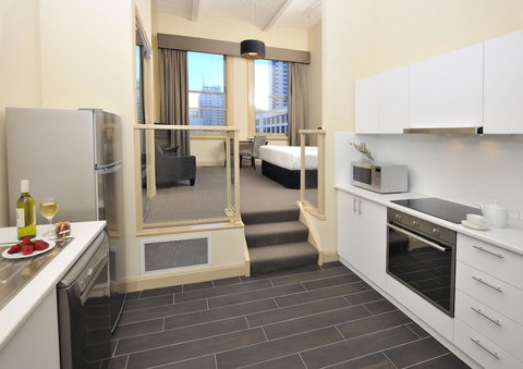 Grand Hotel Melbourne - Tourism Guide 19