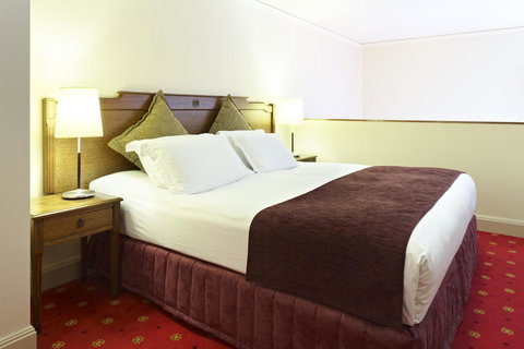 Grand Hotel Melbourne - Tourism Guide 28