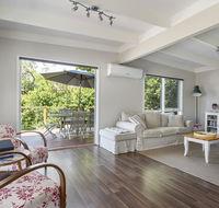Blairgowrie Bella - light filled home with great deck - Cruises Travel