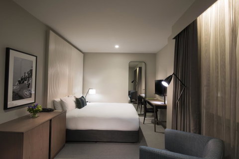 DoubleTree By Hilton Melbourne - Tourism Guide 9