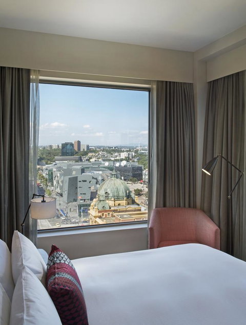 DoubleTree By Hilton Melbourne - Tourism Guide 4
