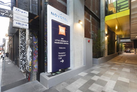 Novotel Melbourne Central - Tourism Guide 31