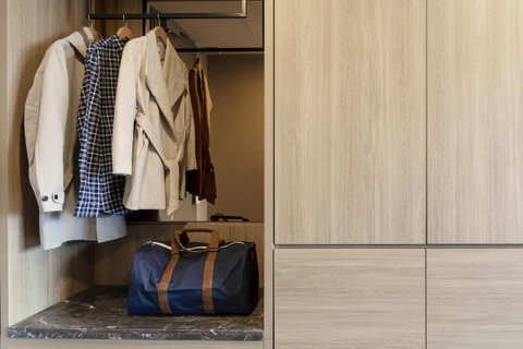 Novotel Melbourne Central - Tourism Guide 16
