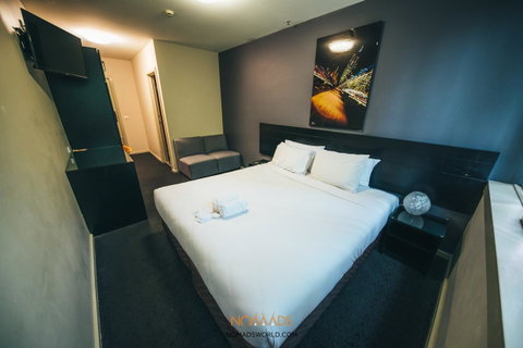 Nomads Melbourne Backpackers - Tourism Guide 18