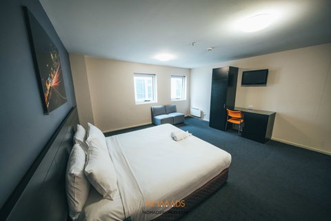 Nomads Melbourne Backpackers - Tourism Guide 22