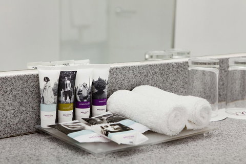 Mercure Melbourne Albert Park - Tourism Guide 13