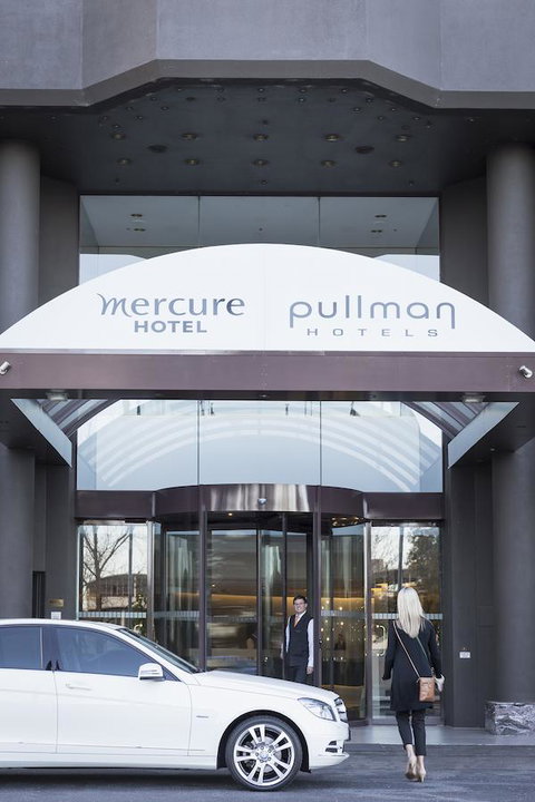 Mercure Melbourne Albert Park - Tourism Guide 1