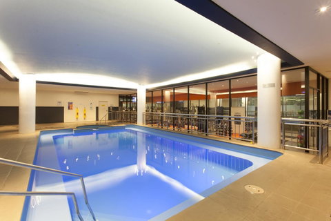Mercure Melbourne Albert Park - Tourism Guide 14