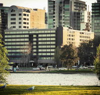 Mercure Melbourne Albert Park - Tourism Guide