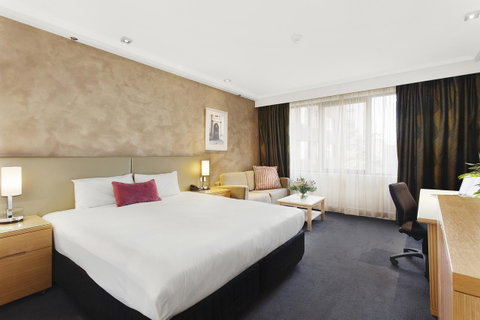 Mercure Melbourne Albert Park - Tourism Guide 11