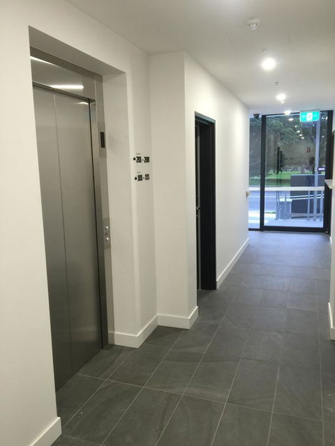 Whitehorse Apartments Hotel - Travel Search 30