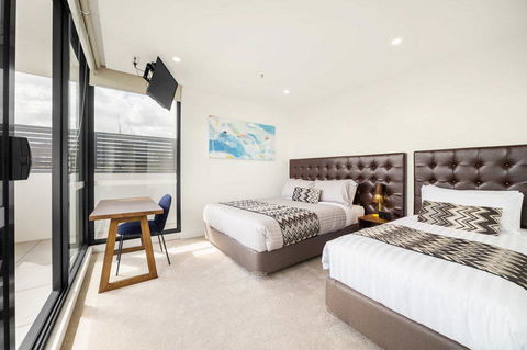 Whitehorse Apartments Hotel - Travel Search 41