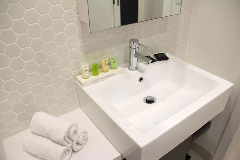 Whitehorse Apartments Hotel - Travel Search 26